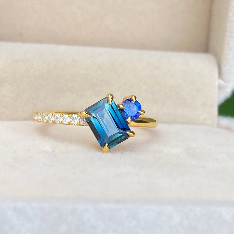 Teal Sapphire two stone Engagement Ring 14K Gold