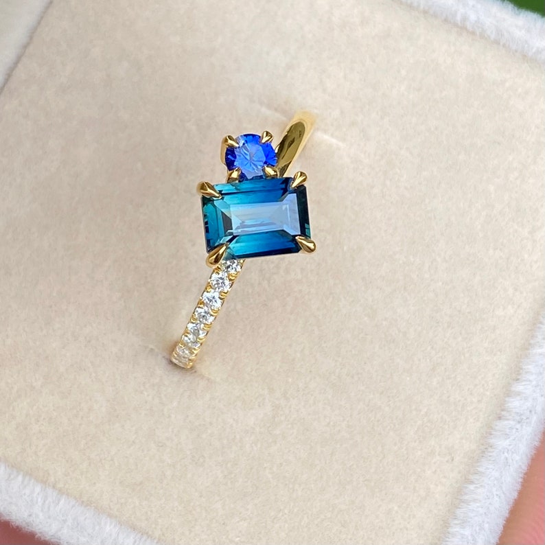 Teal Sapphire two stone Engagement Ring 14K Gold