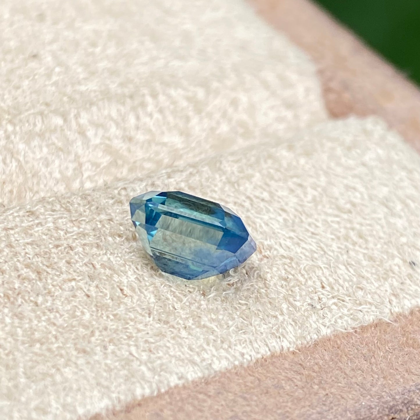 2.22 carat Teal Sapphire Unheated