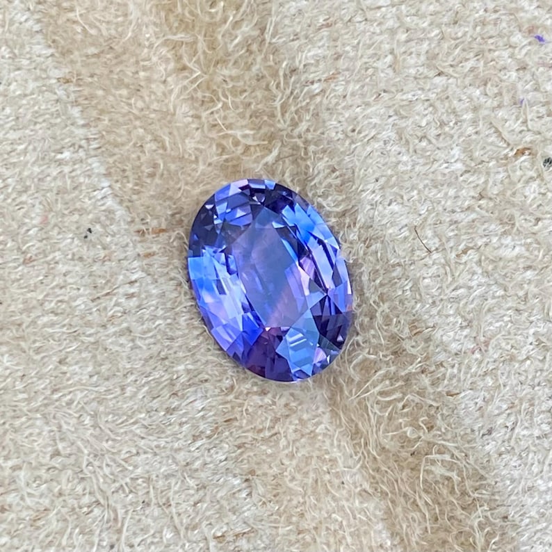 Oval Lilac sapphire for a custom engagement ring