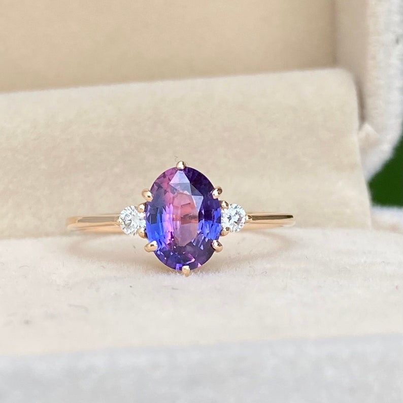 Oval Light Purple Sapphire Engagement Ring, Lavender sapphire Diamond Ring, Lilac Sapphire Diamond ring