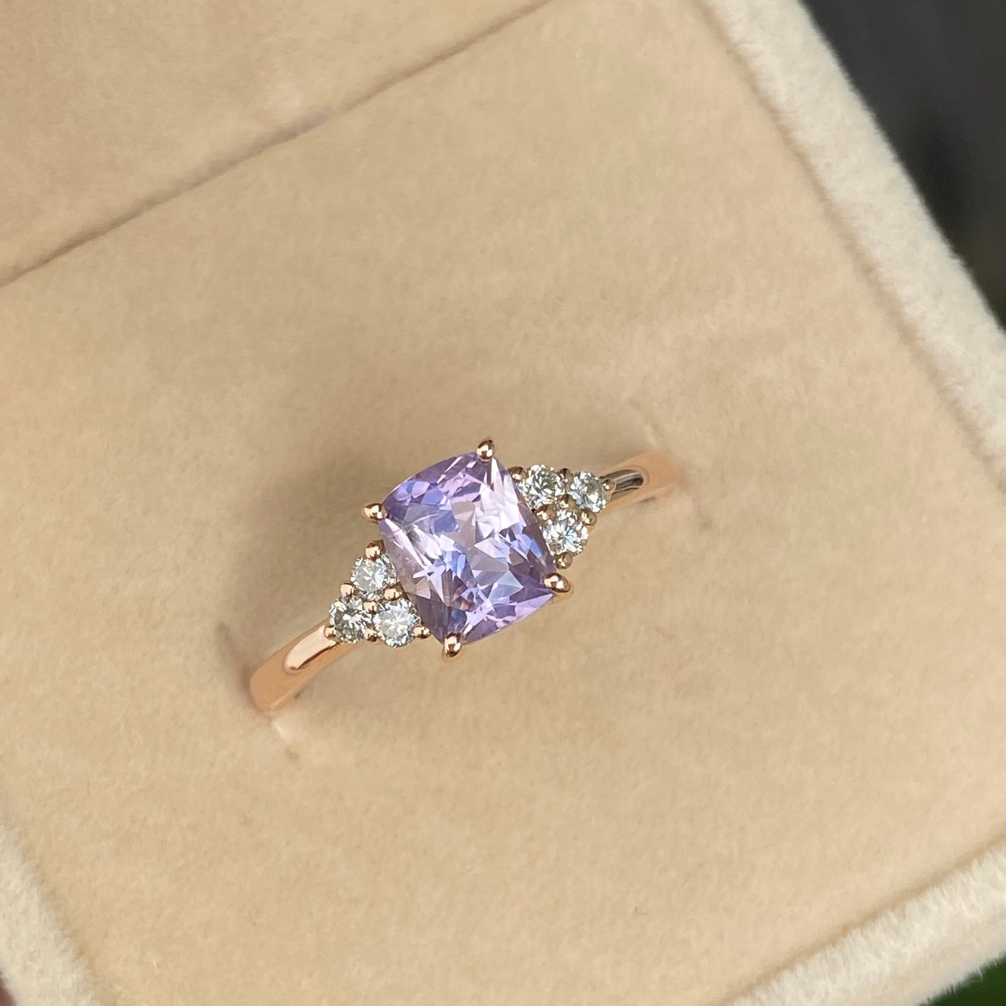 Light Lavender Sapphire Diamond Cluster Rig 14K Rose Gold